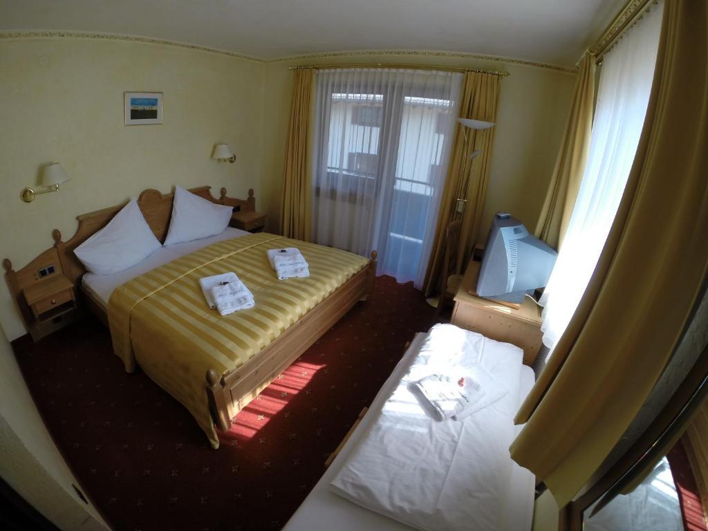 Hotel Panorama Kaprun Pokój zdjęcie